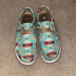 Used Women’s Ariat Southwestern/Turquoise Hilos